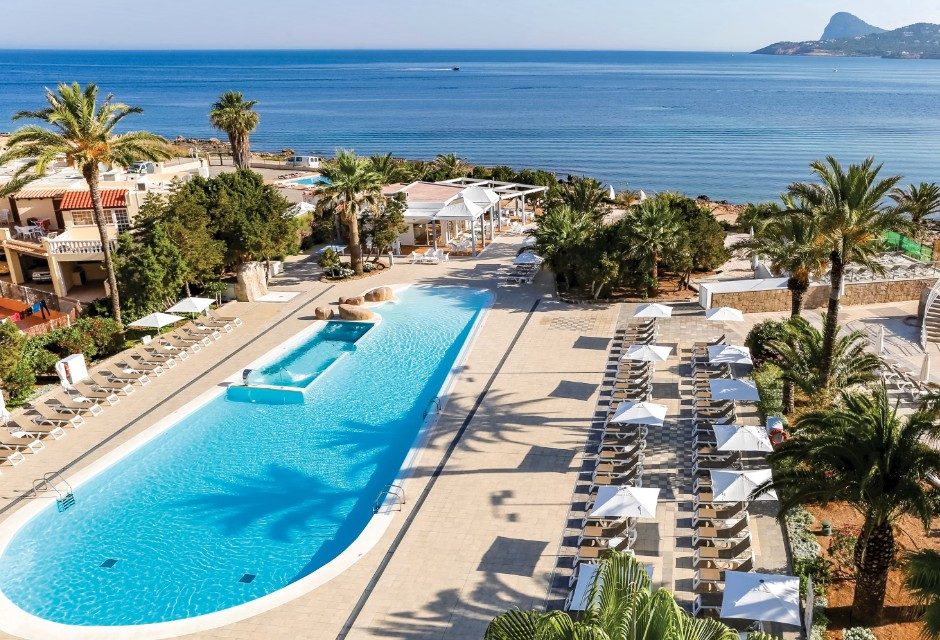 Ibiza Summer Vibes: 4* Marvell Club Hotel & Apartments