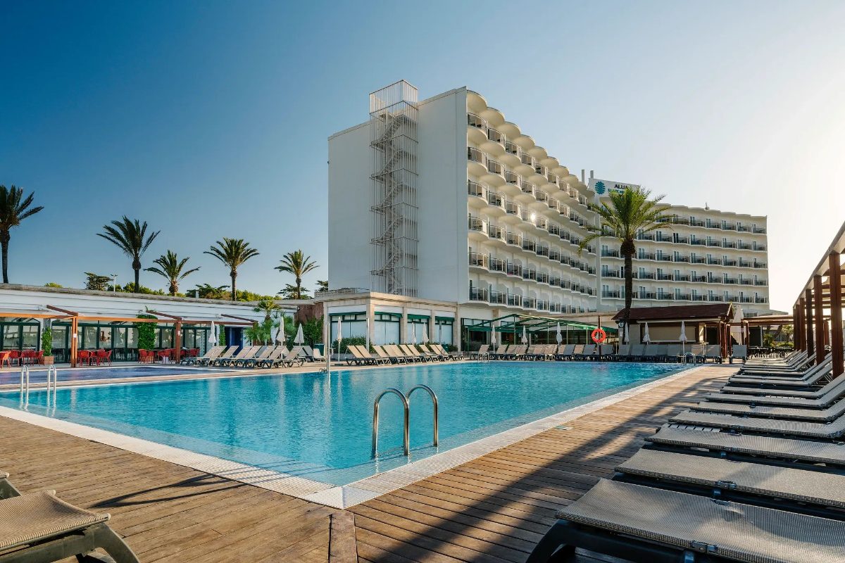 Great Choice for Your Summer Getaway 2027, 4β
Alua Illa de Menorca