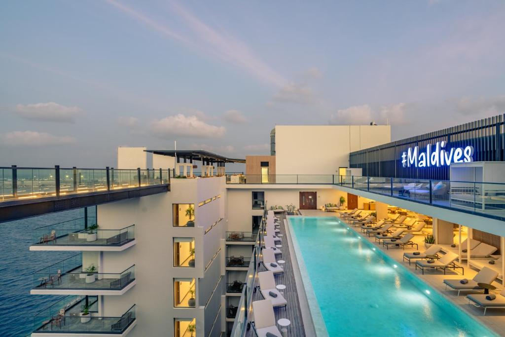 Featured Maldives Offer: Barceló Nasandhura Malé