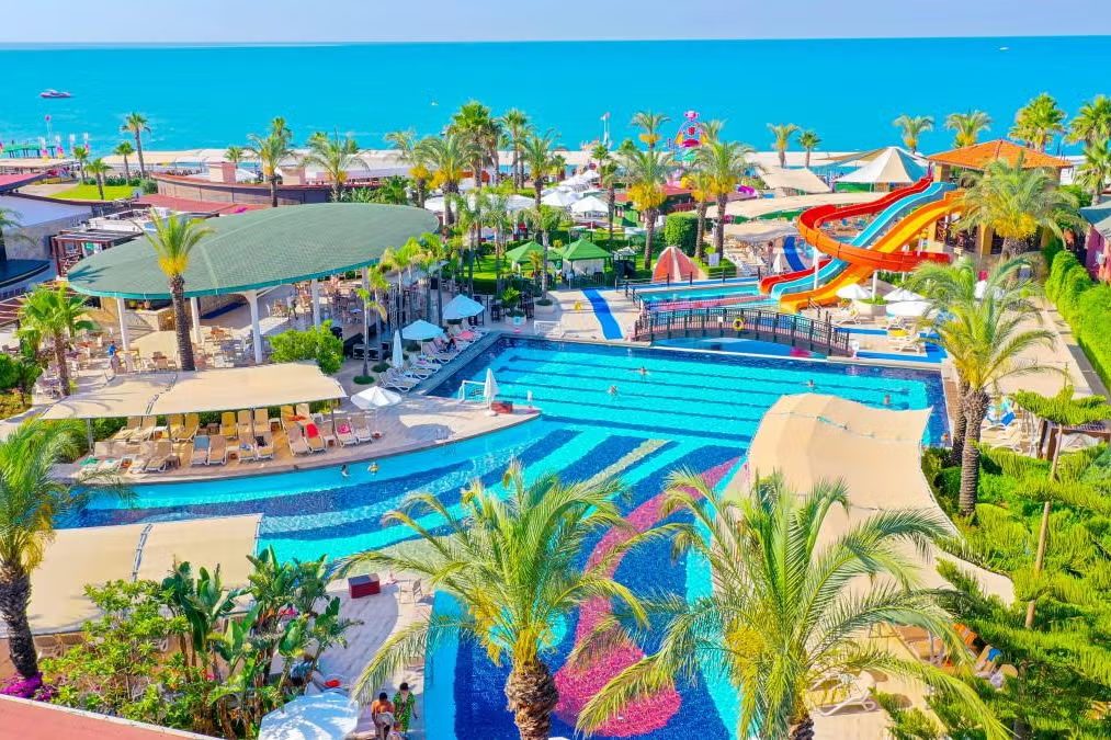 Family Fun in Turkey: All-Inclusive Comfort in Sunny Antalya!