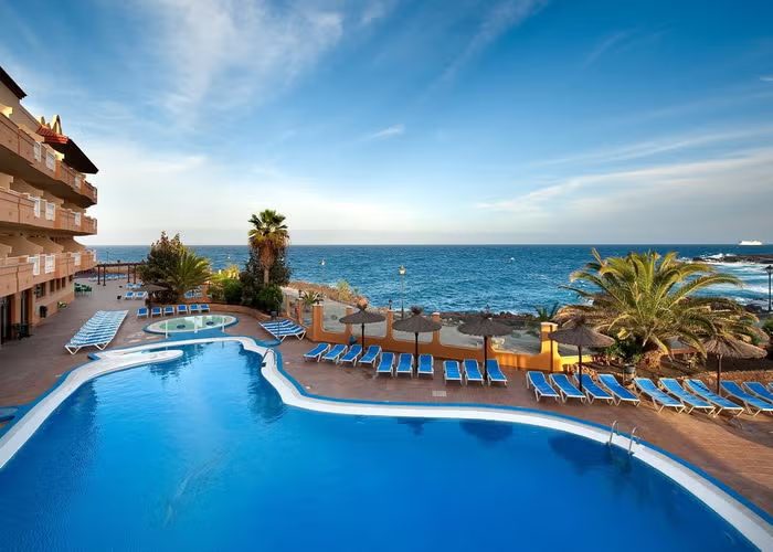 Escape to Fuerteventura: 7 Nights Self-Catering at Elba Castillo San Jorge & Antigua Suite Hotel