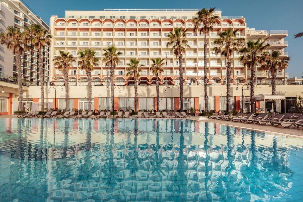 Sunny Malta: 7-Night Family Getaway