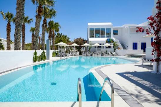 Idyllic Santorini Escape: Kouros Village – Adults-Only Charm in Perissa