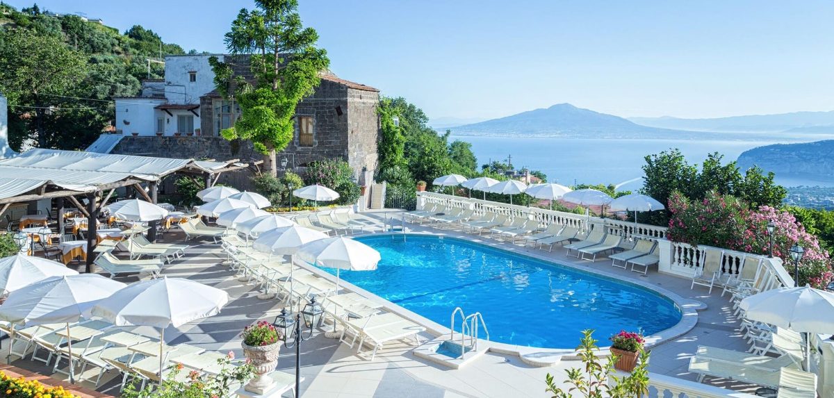 Sorrento Coastal Retreat: Seven Nights Half Board at Jaccarino Hotel with Early Booking Savings!