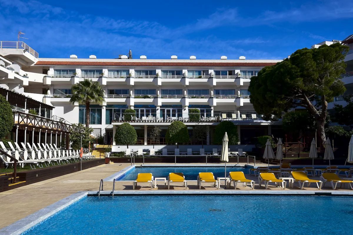Aqualuz Lagos By The Editory – 7 Night Family Escape