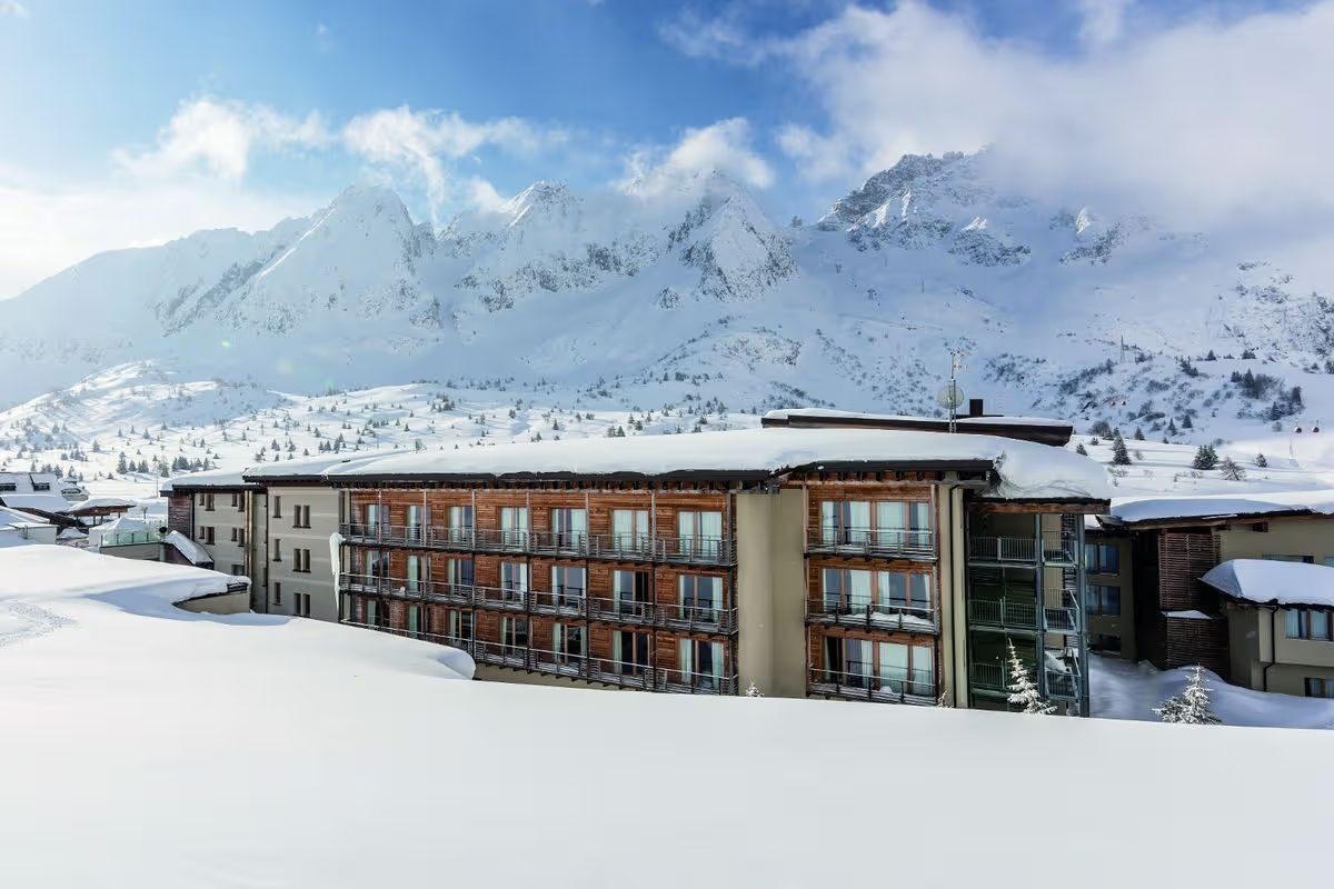 Family Ski Adventure in Italy's Passo Tonale - Slopeside Stay & Glacier Skiing!