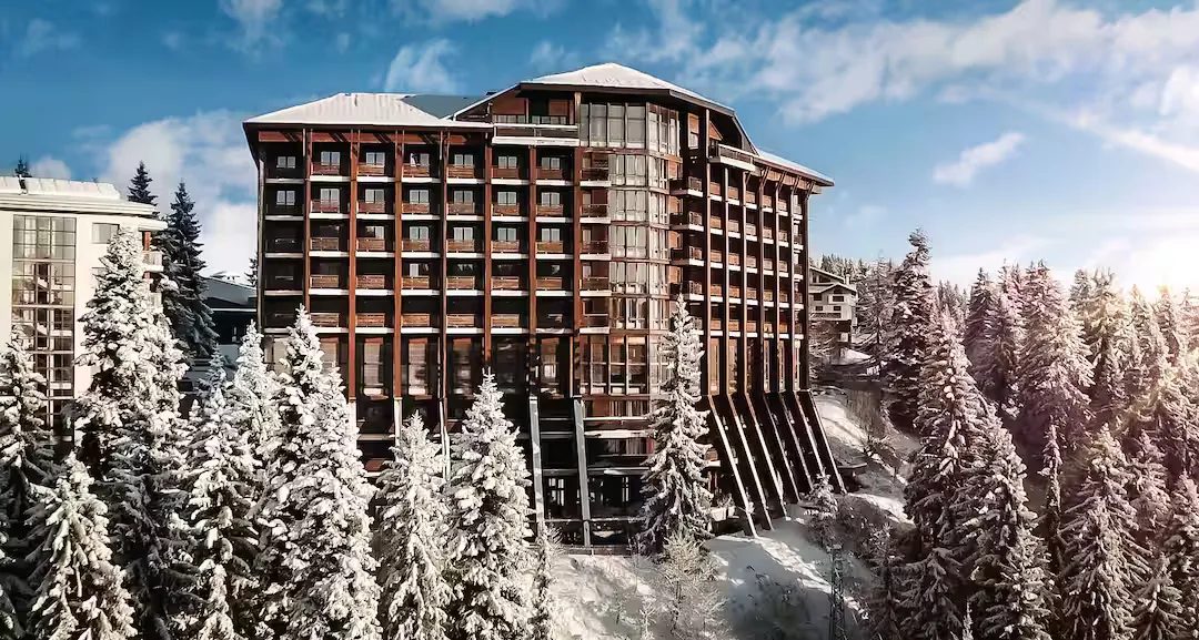 Stylish Pamporovo Ski Escape: 7 Nights B&B at Hotel Orlovetz with Transfers!