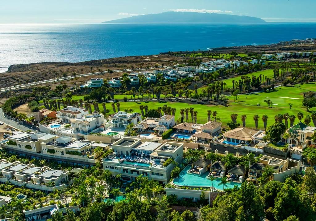 5-Star Royal River Luxury Hotel & Convertible Car Hire in Tenerife