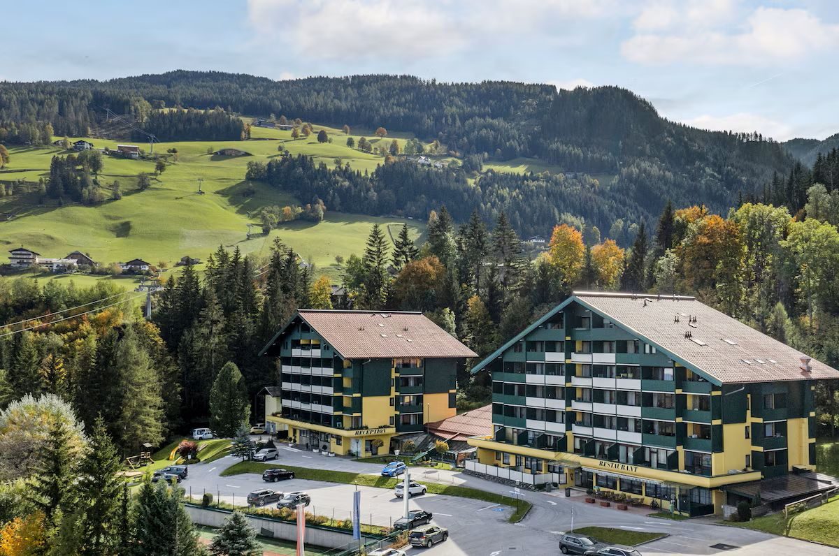 Austrian Alps Getaway: Enjoy 4 Nights at Alpine Club